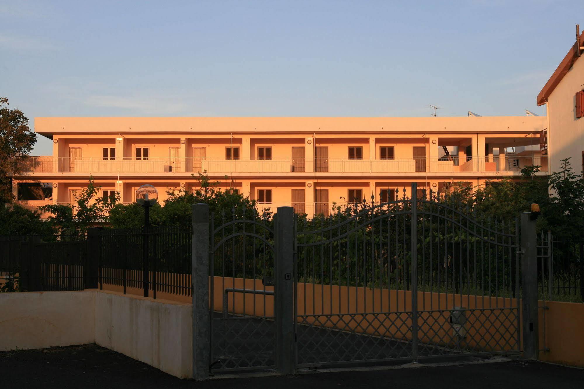 סנטה מריה דל צ'דרו Hotel Residence Turium מראה חיצוני תמונה